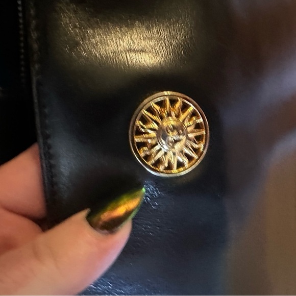 Vintage Gianni Versace la Medusa bag EUC wit COA - Picture 5 of 16